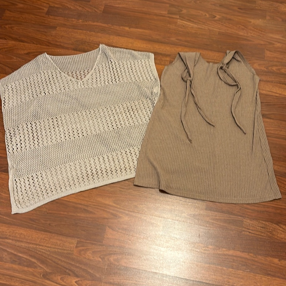 NWOT swim cover up. One size